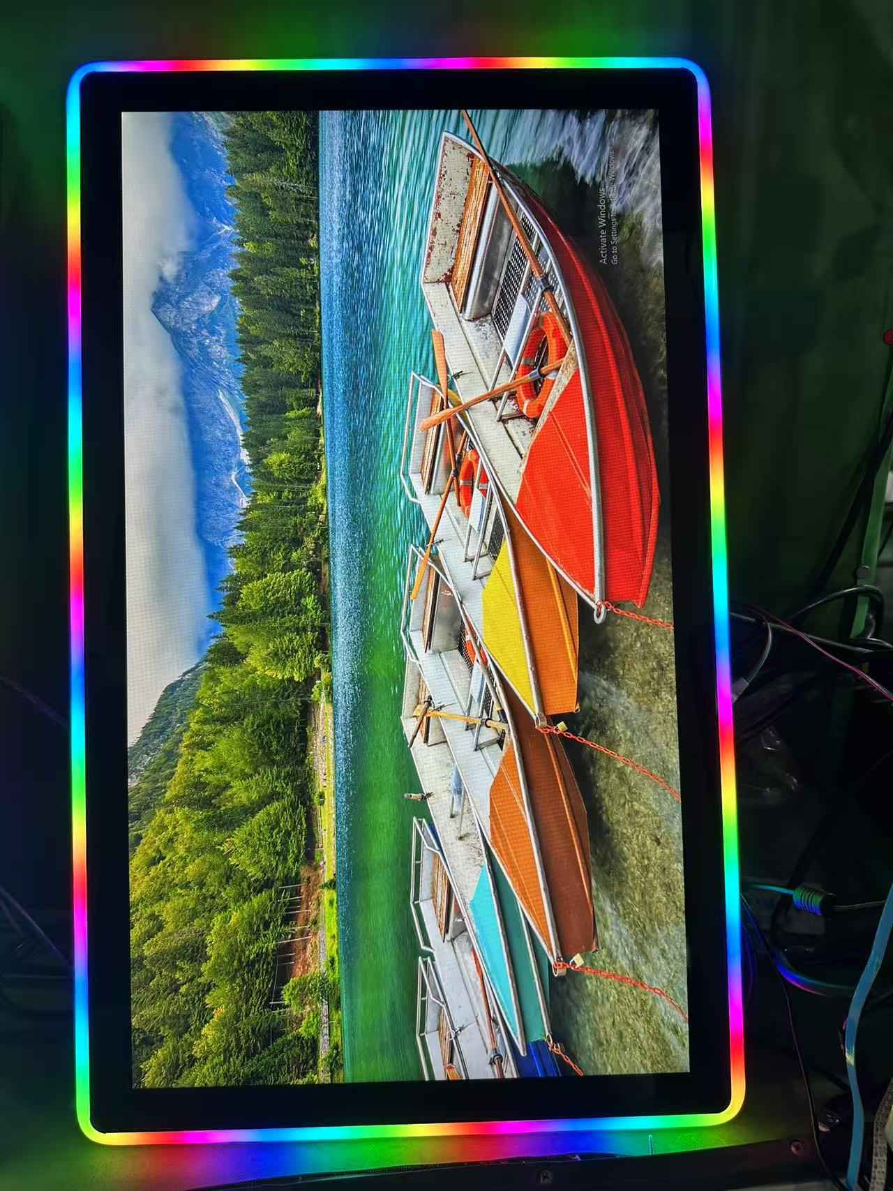 RGB LEDを備えた27インチ静電容量タッチスクリーンゲームモニター