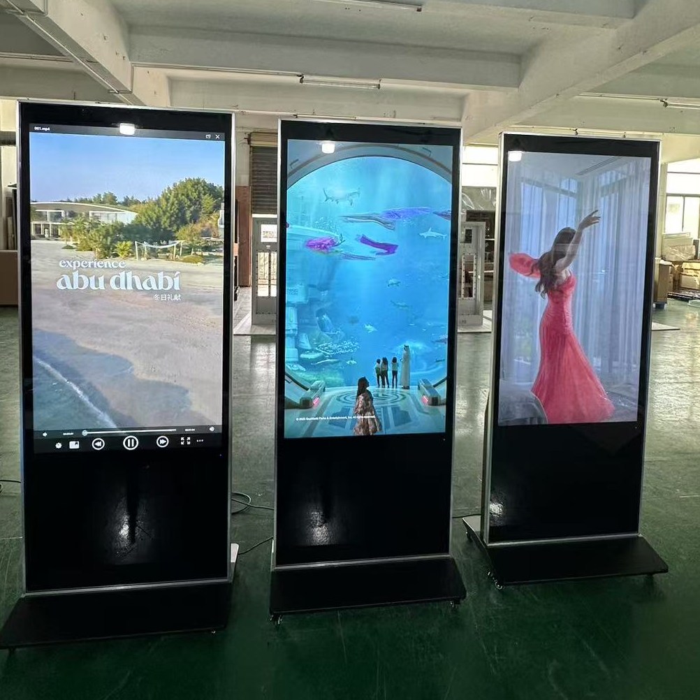 55インチの屋内フロアスタンディング広告プレーヤー